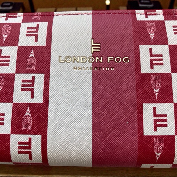 London Fog Ada Signature Zip Around Wallet (Brick Red) NWT - Picture 4 of 8